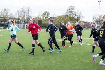 Bild 48 - Co-Trainerin der Frauen Nationalmannschaft Britta Carlson in Wahlstedt